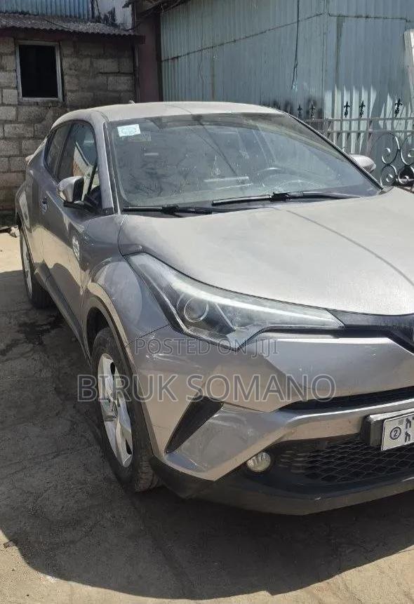 Toyota C-HR 2019 Silver