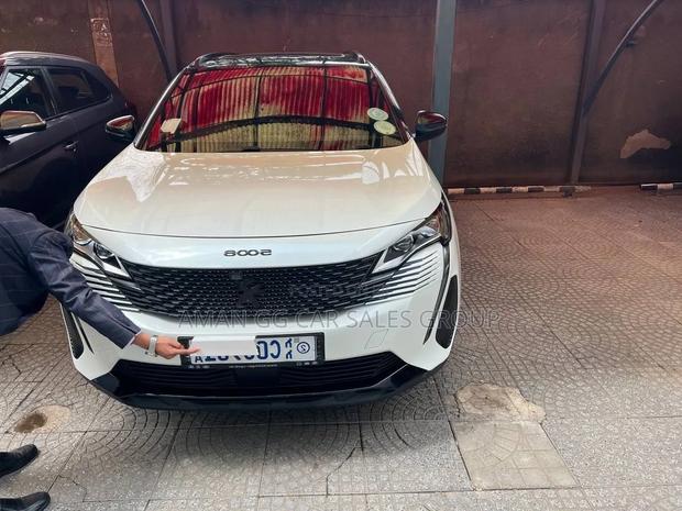Peugeot 5008 2019 White