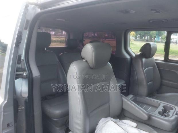 Hyundai H200 2015
