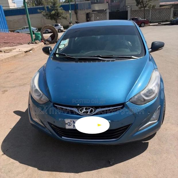 Hyundai Avante 2014 Blue