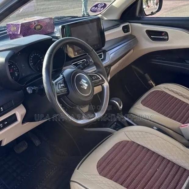 Suzuki Dzire 2025 Silver