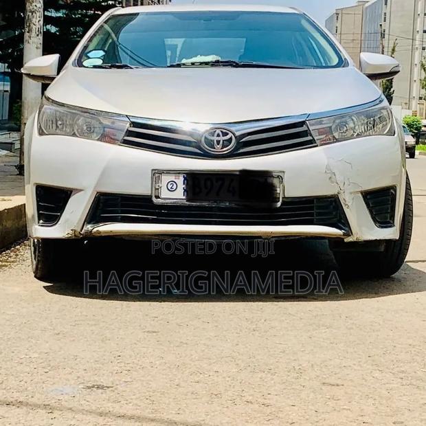 Toyota Corolla 2014 Silver