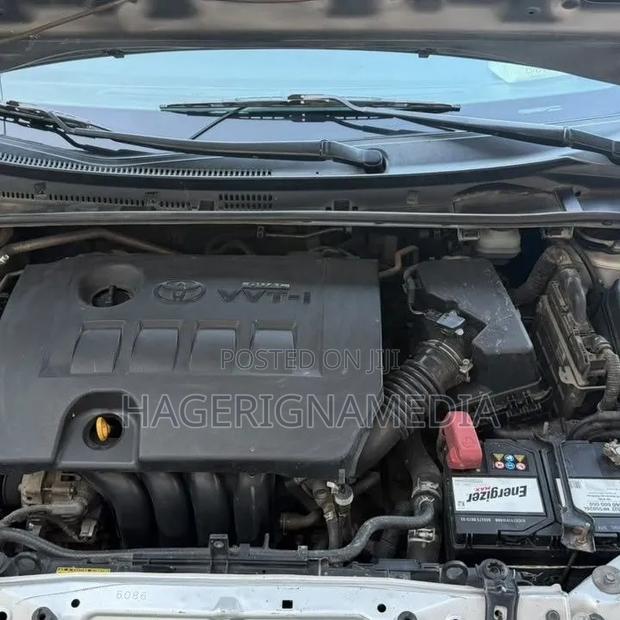 Toyota Corolla 2014 Silver