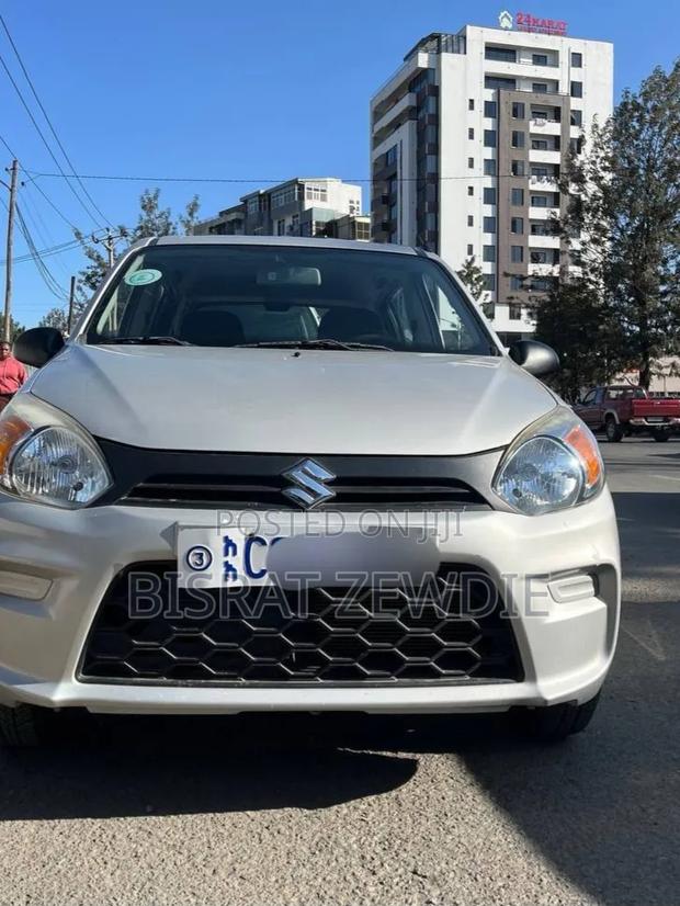 Suzuki Alto 2023 Silver