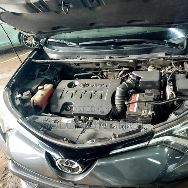 Toyota RAV4 2017 Brown