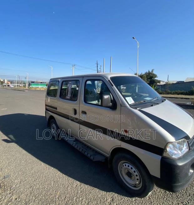 Suzuki Eeco 2024 Gray