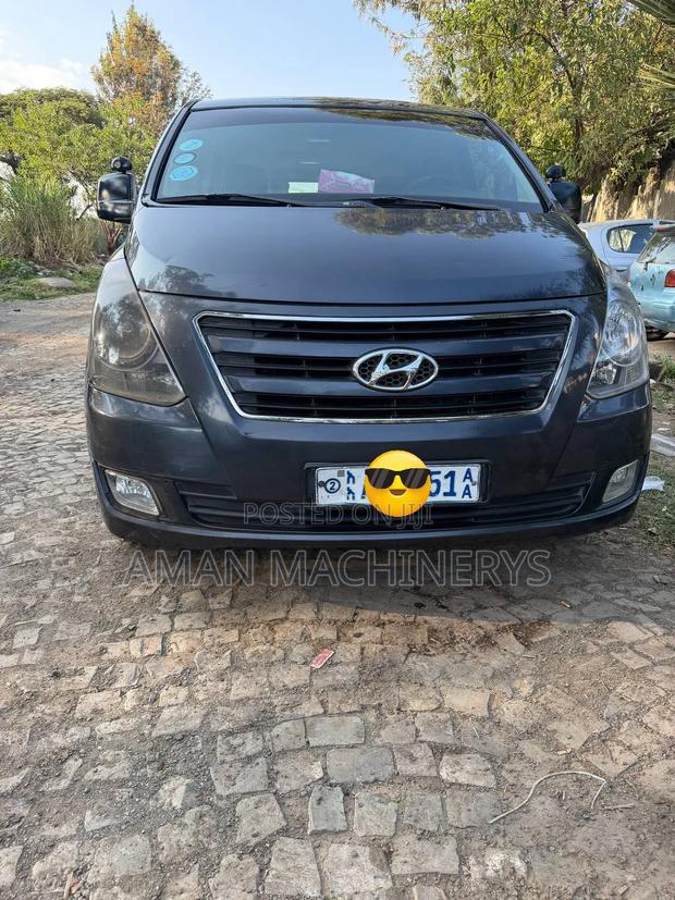 Car 2016 Gray