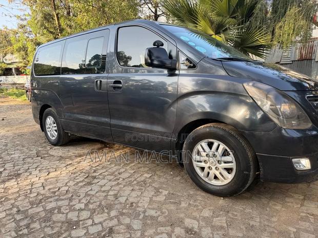 Car 2016 Gray