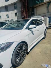 Hyundai Avante 2017 White for sale