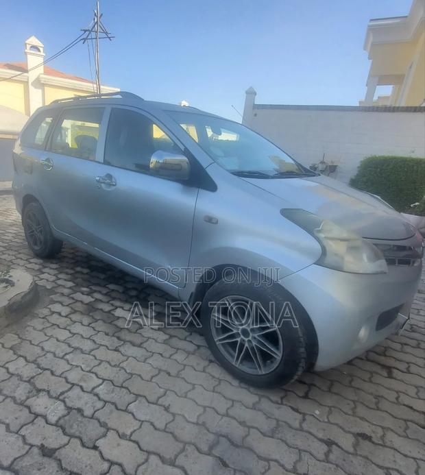 Toyota Avanza 2014 Silver