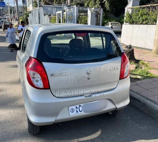 Suzuki Alto 2023 White