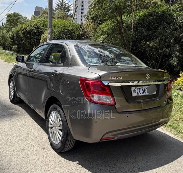 Suzuki Dzire 2014 Brown