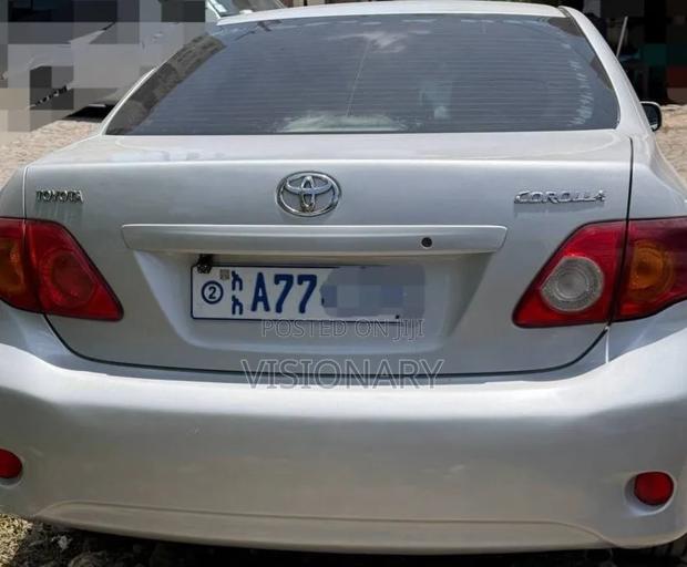 Toyota Corolla 2009 Silver