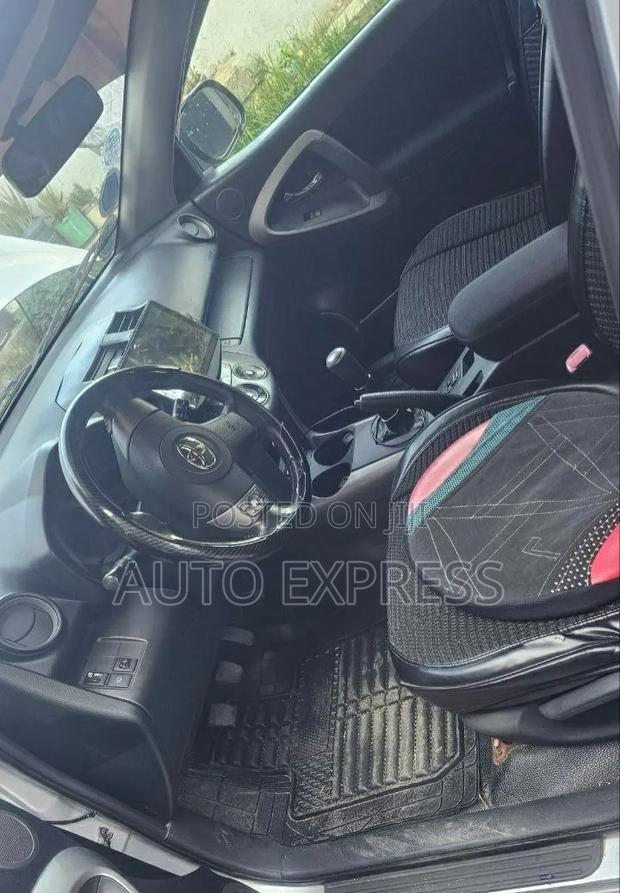 Toyota RAV4 2006 Silver