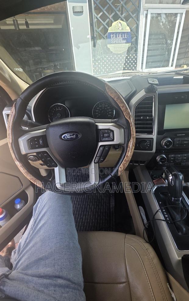 Ford F-150 2017 Burgundy