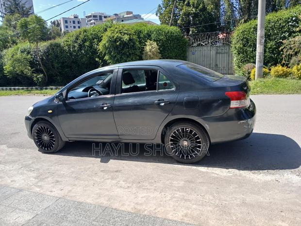 Toyota Yaris 2007 Silver