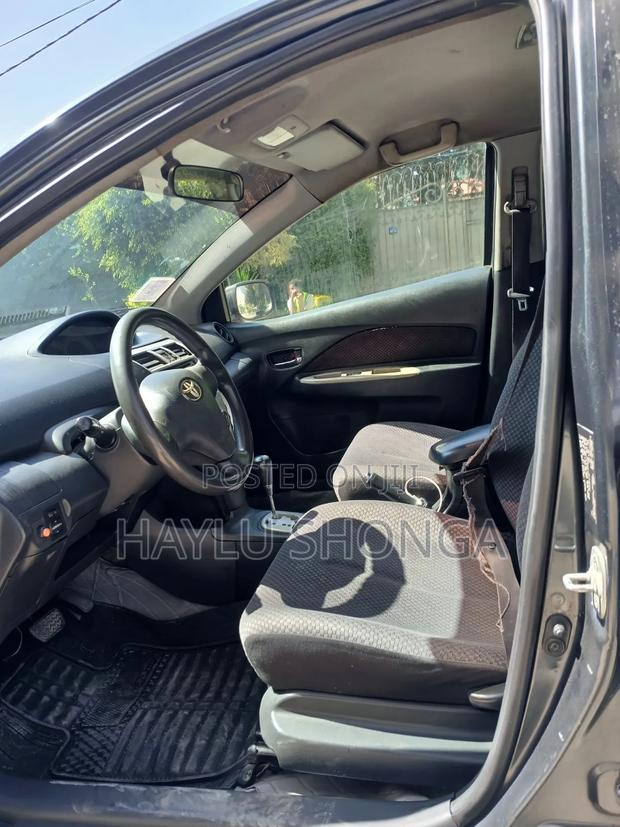 Toyota Yaris 2007 Silver