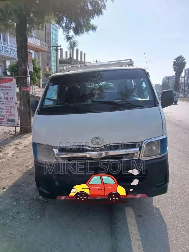 Toyota Hilux 2007 Silver