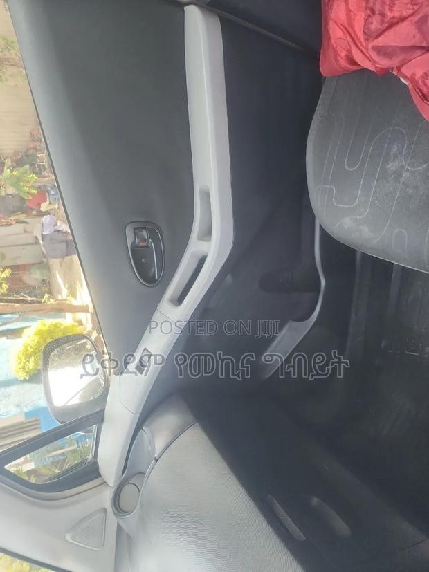 Toyota Yaris 2009 Gray