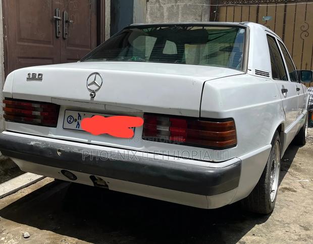 Mercedes-Benz 190E 1993 White