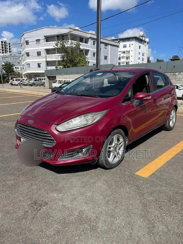 Ford Fiesta 2015 Burgundy
