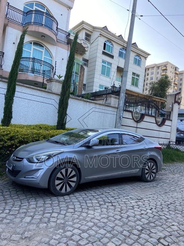 Hyundai Avante 2015 Gray
