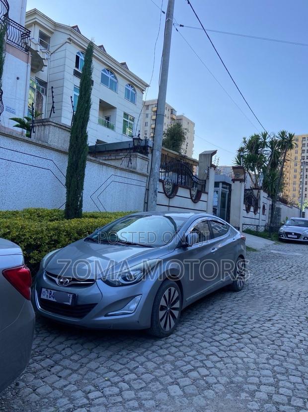 Hyundai Avante 2015 Gray