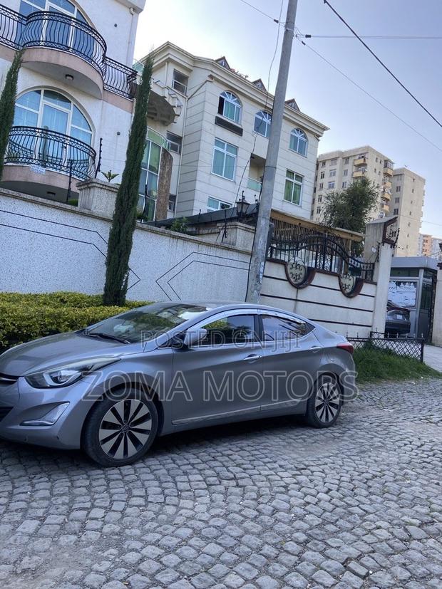 Hyundai Avante 2015 Gray