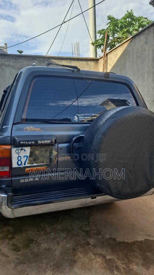 Toyota Hilux Surf 1998 Gray