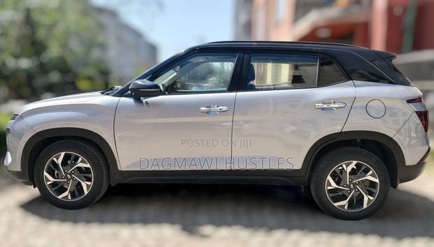 Hyundai Creta 2023 Gray