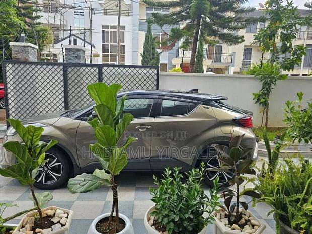 Toyota C-HR 2022