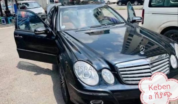 Mercedes-Benz E200 2004 Black