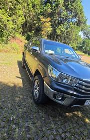 Toyota Hilux 2018 Gray for sale