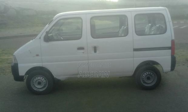 Suzuki Eeco 2025 White