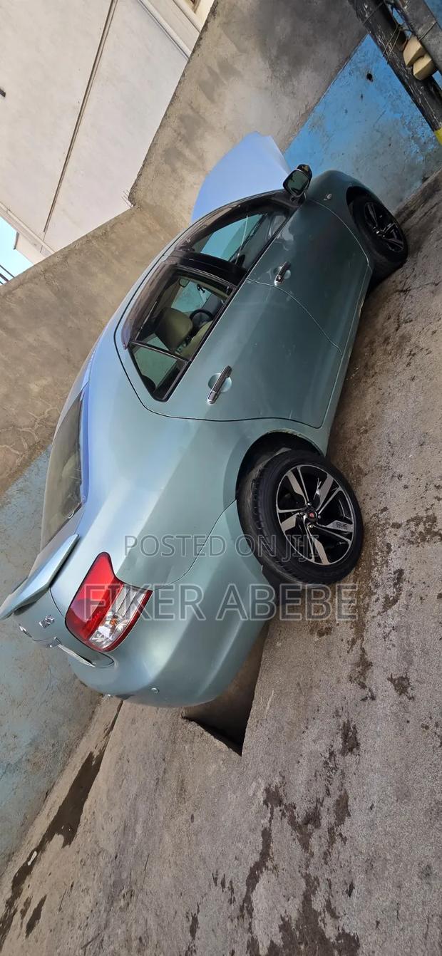 Toyota Yaris 1.0 VVT-i 2008 Green