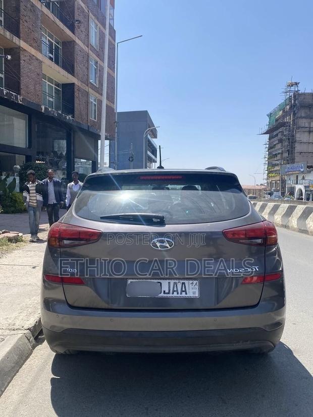 Hyundai Tucson 2018 Brown
