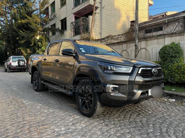 Toyota Hilux 2021