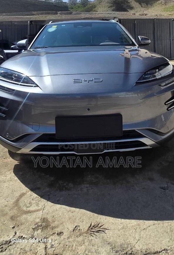 New BYD Song Plus 2025 Gray