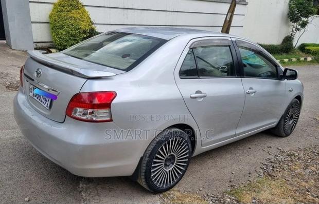 Toyota Yaris 2006 Silver