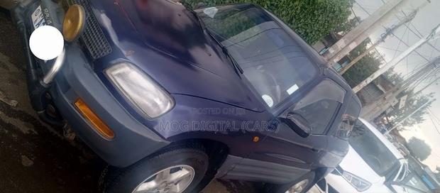 Toyota RAV4 1995 Blue