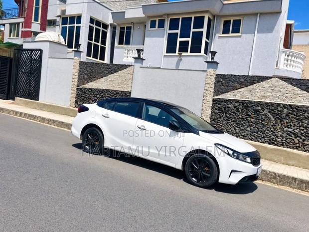 Kia Cerato 2017 White