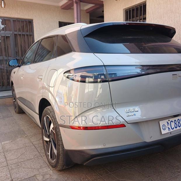 New BYD Seal 06 DM-i Elite 2025 Off white