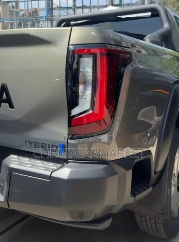 New Toyota Hilux Invincible (Hybrid) 2026 Gray