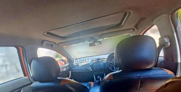 Chery Tiggo 2 2022 Orange