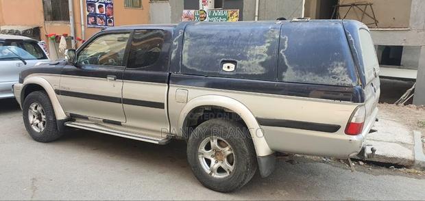 Mitsubishi L200 Club Cab 2.5 136hp 4WD 2005