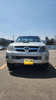 Toyota Hilux 2007 Beige for sale