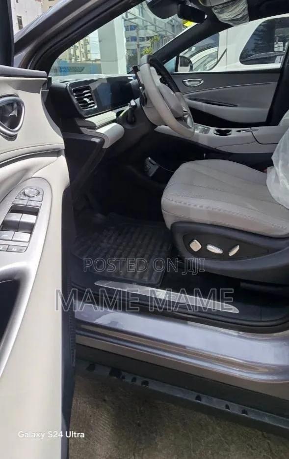 New BYD Sealion 06 EV 2025 Gray
