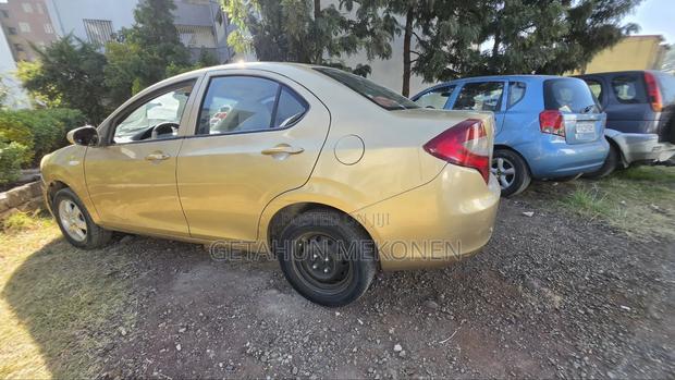 JAC J3 2010 Gold
