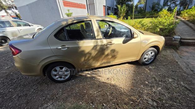 JAC J3 2010 Gold
