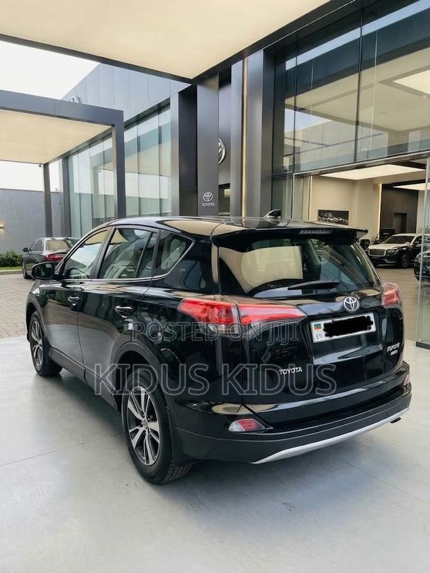 Toyota RAV4 2018 Black